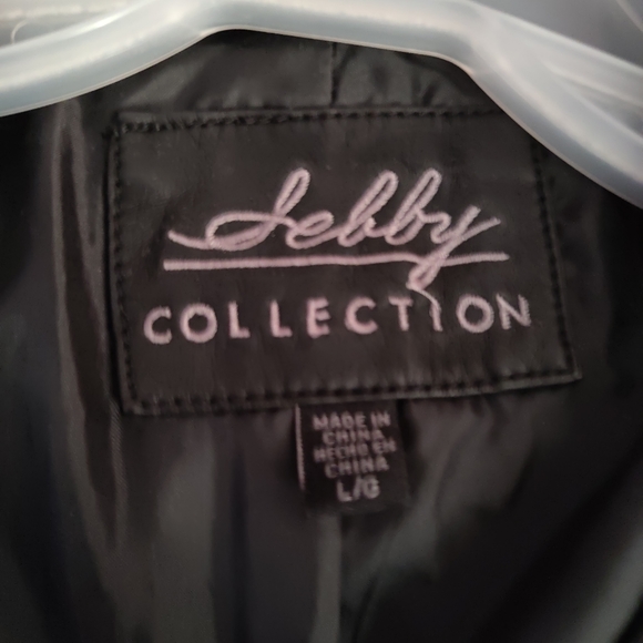 Jacket - Picture 3 of 5